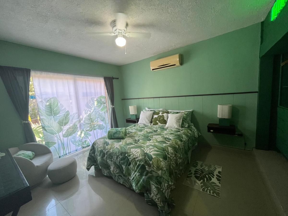 Dici Co-Living Housing Cabo San Lucas Bed & Breakfast Exterior photo